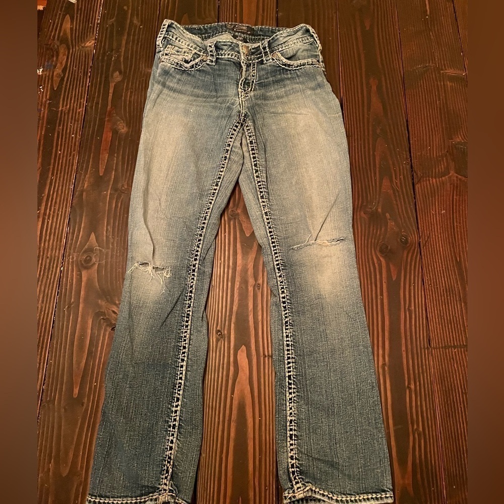 Women’s Silver Jeans Suki 17 inch W26 X L31